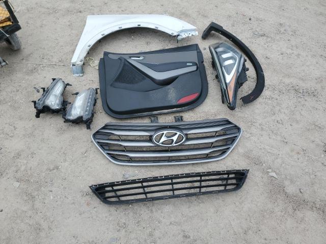 2017 HYUNDAI SANTA FE S - 5XYZU4LA8HG467065