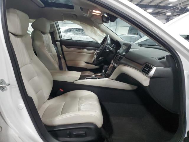 2018 HONDA ACCORD TOU - 1HGCV1F91JA024296