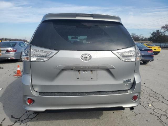 2017 TOYOTA SIENNA SE 5TDXZ3DC2HS838095