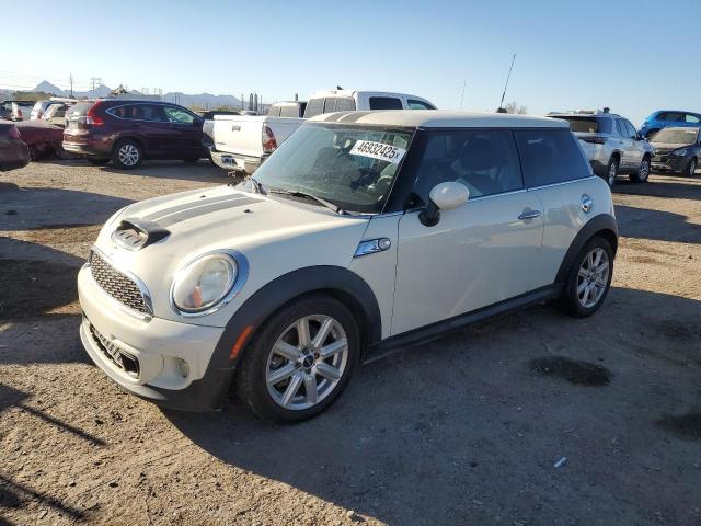 MINI COOPER S 2013 white hatchbac gas WMWSV3C57DT476685 photo #1