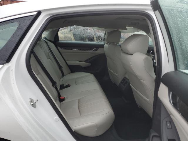 2018 HONDA ACCORD TOU - 1HGCV2F93JA027478
