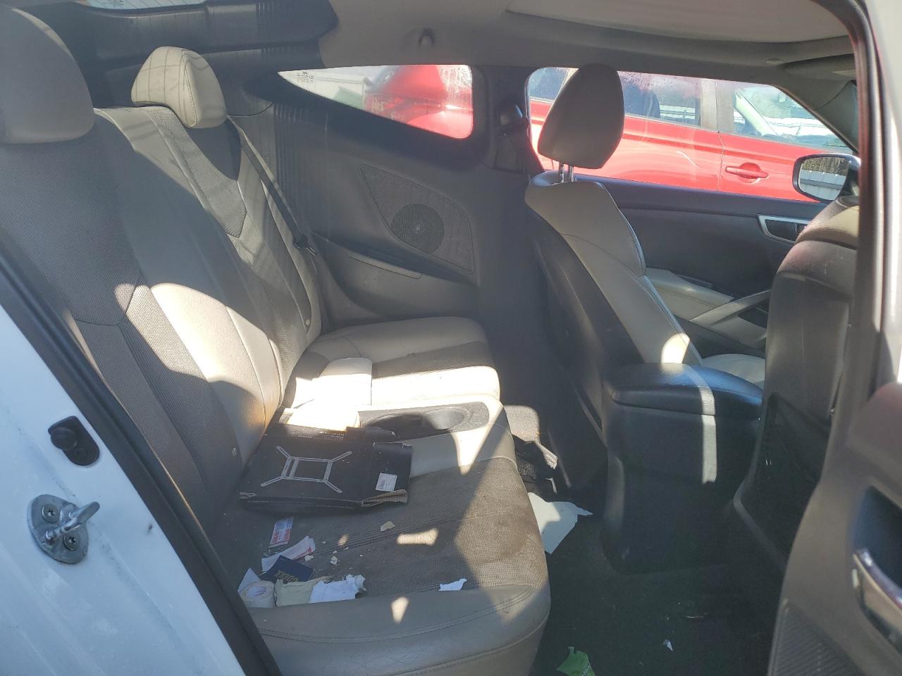 Hyundai Veloster 2013