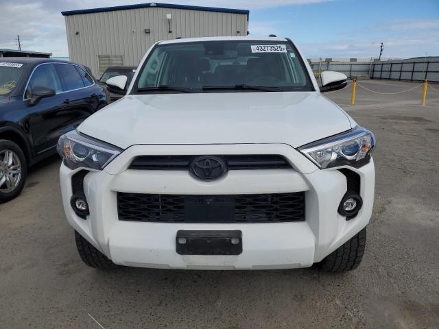 2023 TOYOTA 4RUNNER SE JTENU5JR5P6147728