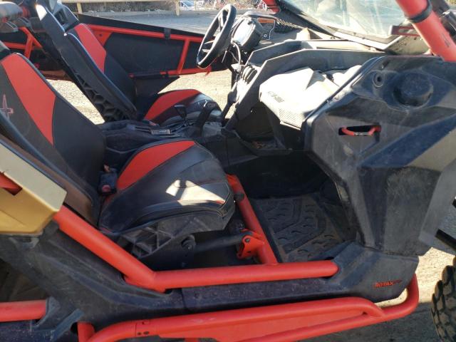 2017 CAN-AM MAVERICK X - 3JBVNAW25HK000038
