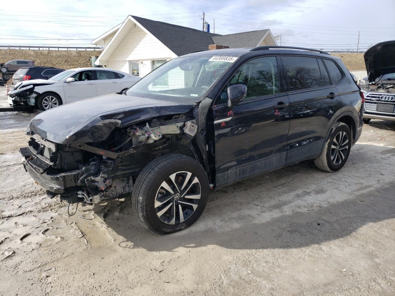 3VVRB7AX9RM178149 VOLKSWAGEN TIGUAN S 2024