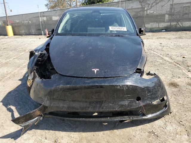 2024 TESLA MODEL Y 7SAYGDED3RF049437