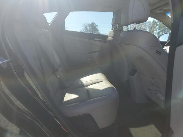2018 HYUNDAI TUCSON VAL KM8J3CA26JU649126