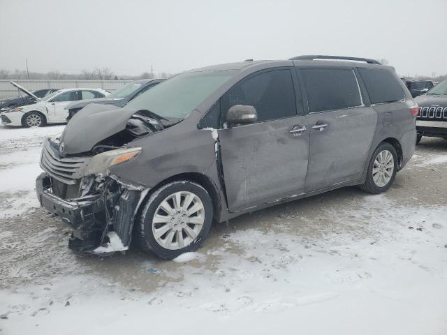 TOYOTA SIENNA XLE