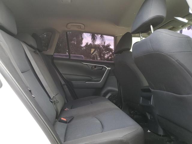 2019 TOYOTA RAV4 LE - JTMF1RFV6KD044983