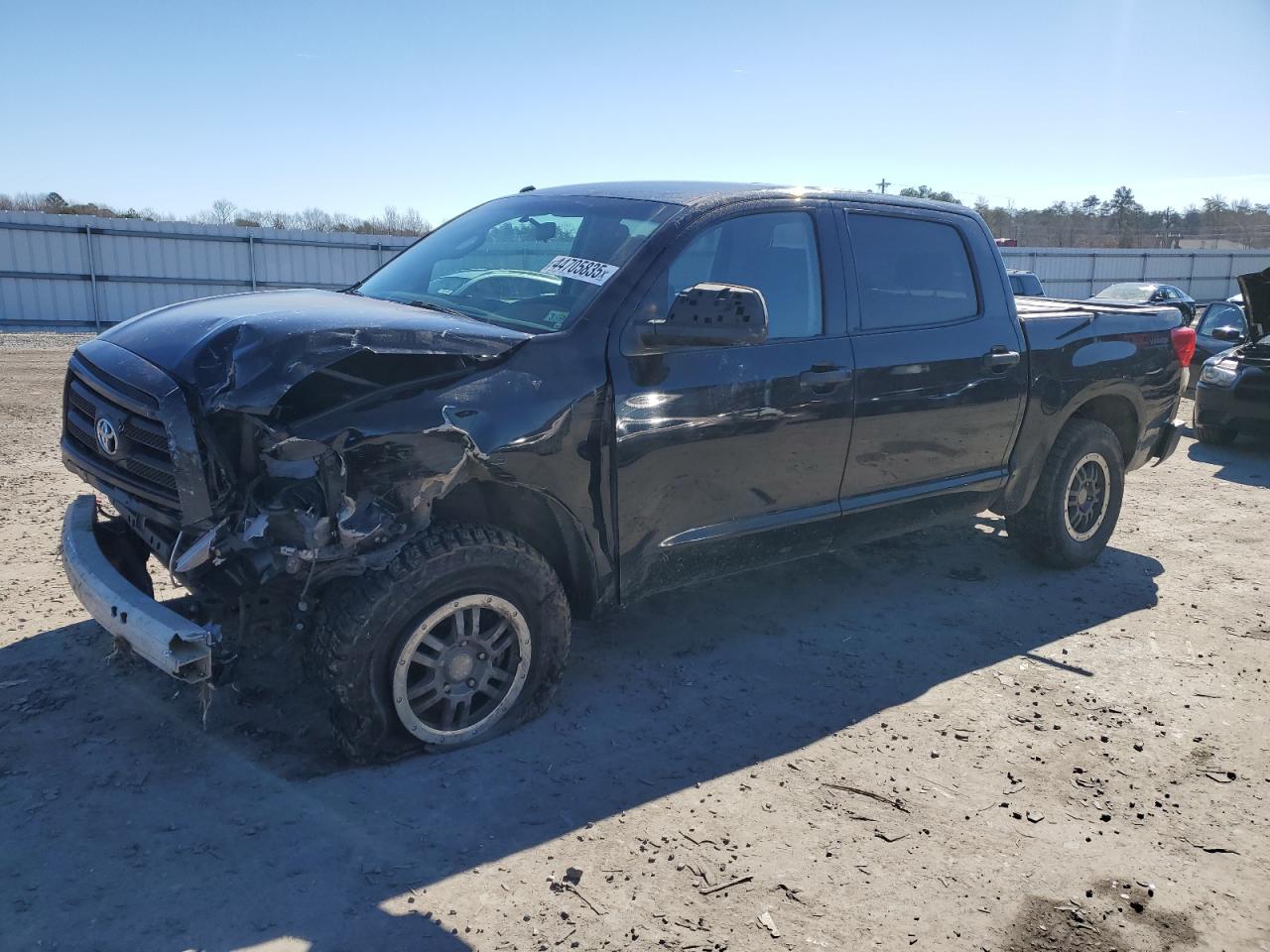 TOYOTA TUNDRA CREWMAX SR5
