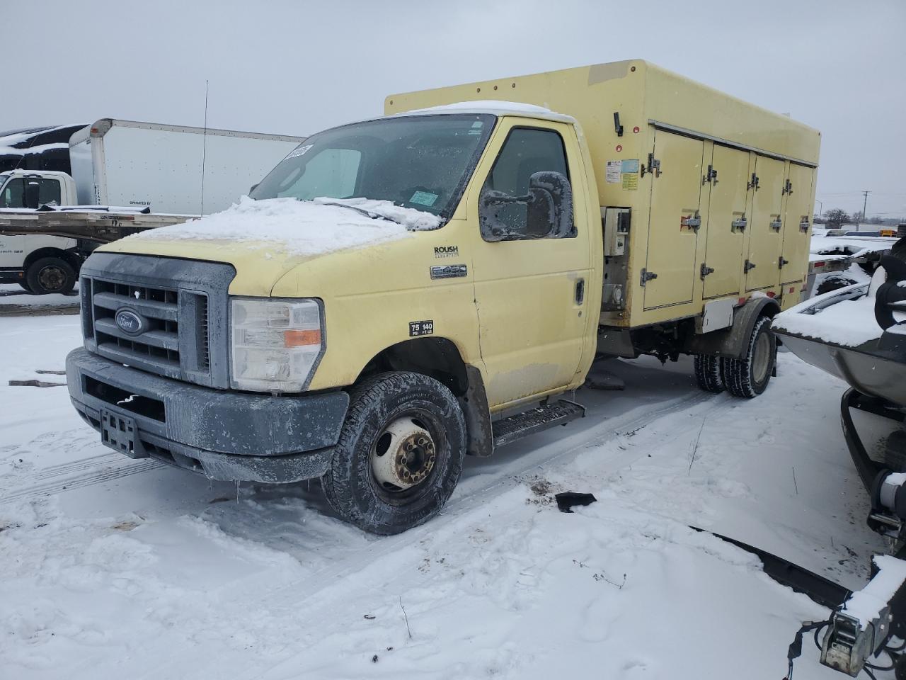FORD ECONOLINE E450 SUPER DUTY CUTAWAY VAN