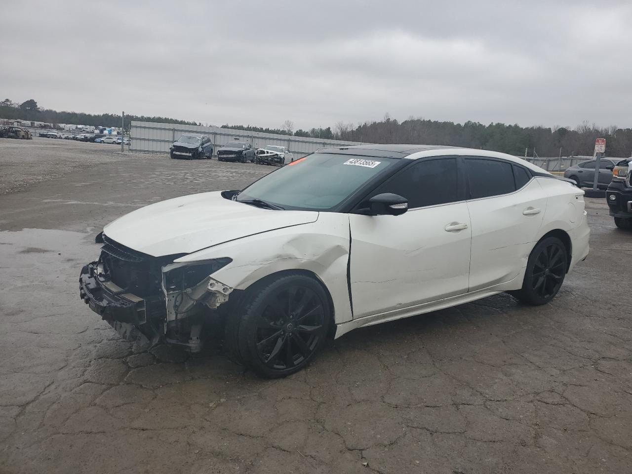NISSAN MAXIMA S