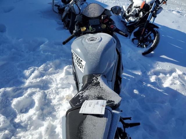 2022 SUZUKI GSX-R1000 JS1DM11B0N7100295