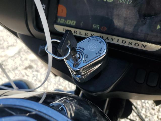 2017 HARLEY-DAVIDSON FLHTCUTG T 1HD1MAD1XHB861833