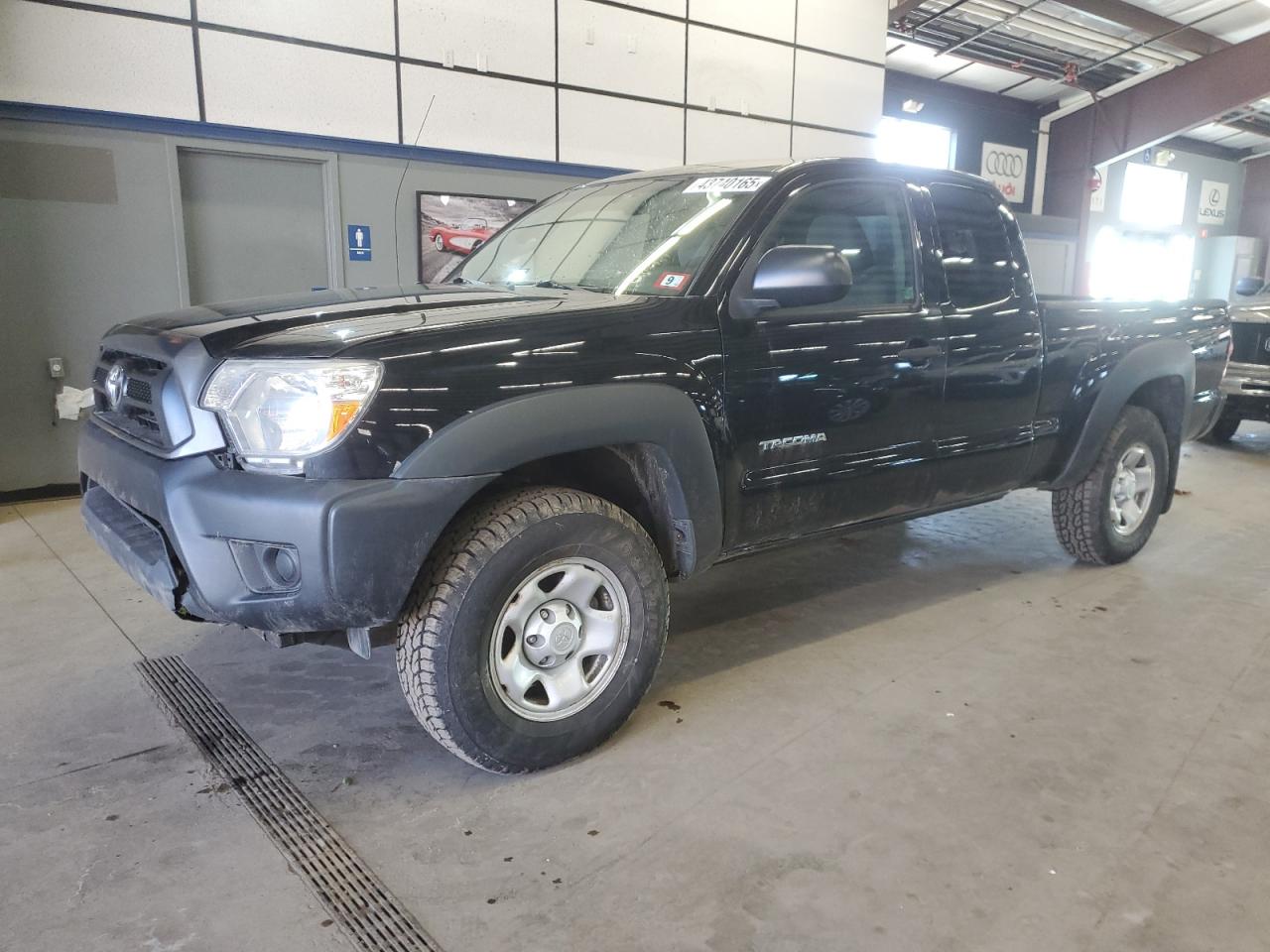  Salvage Toyota Tacoma