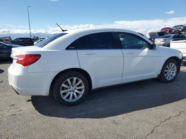 Vin: 1c3ccbbb2dn683752, lot: 44517105, chrysler 200 touring 20133