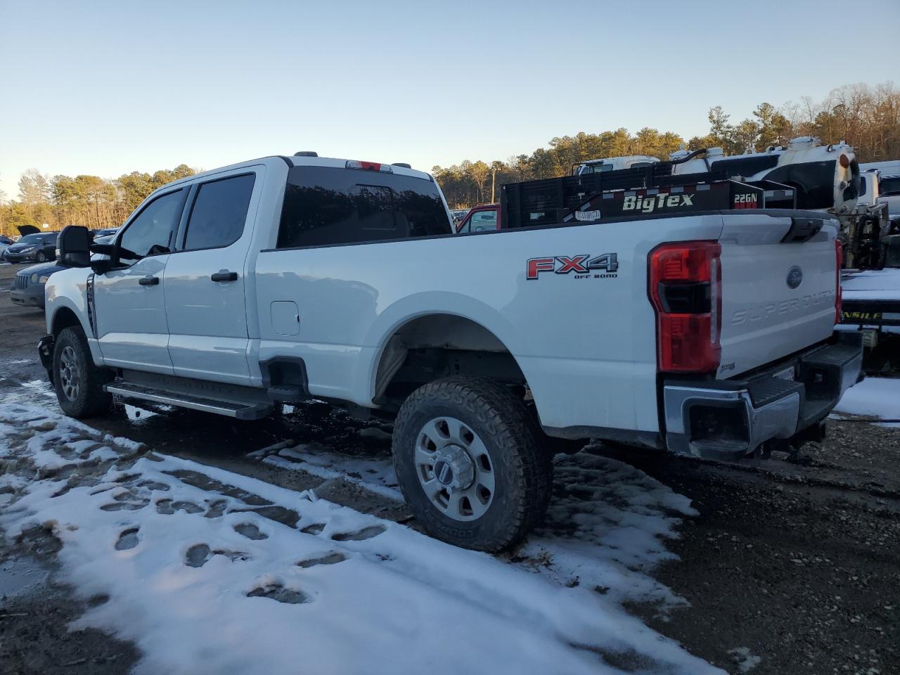 FORD F-350 SUPER DUTY