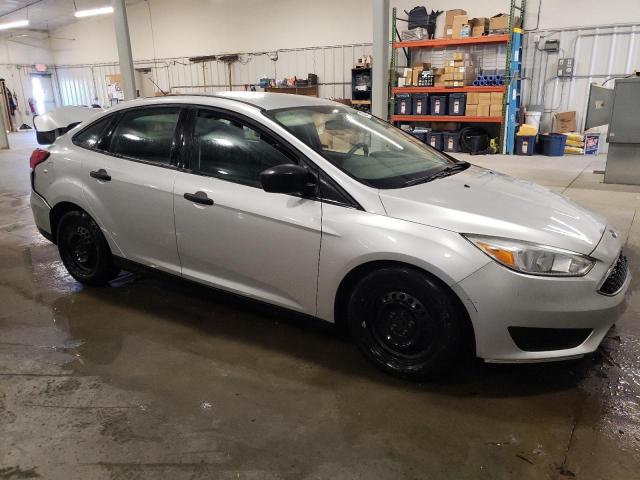 Vin: 1fadp3e26jl202551, lot: 46278075, ford focus s 20184