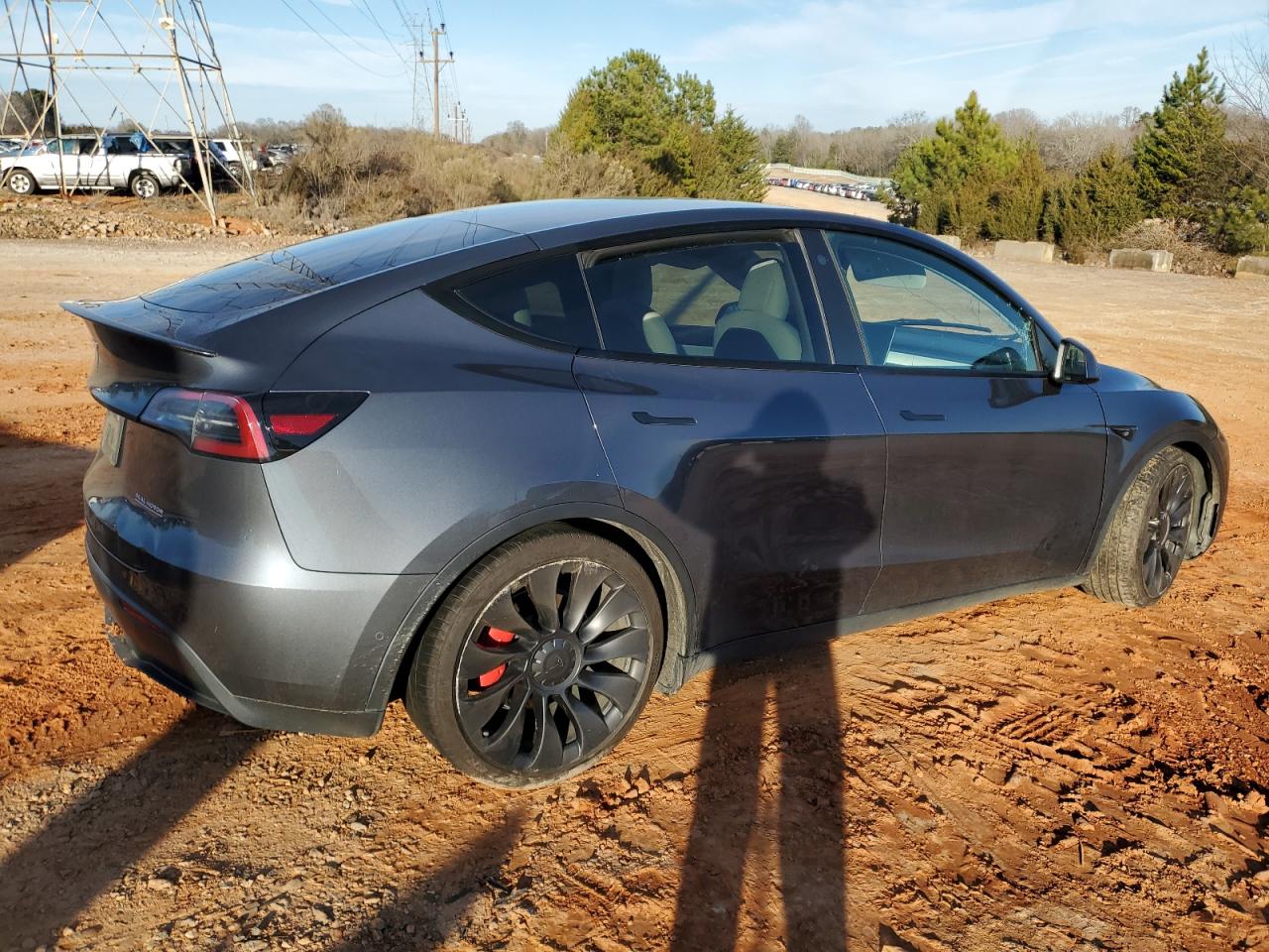 TESLA MODEL Y