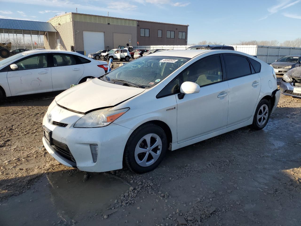 TOYOTA PRIUS