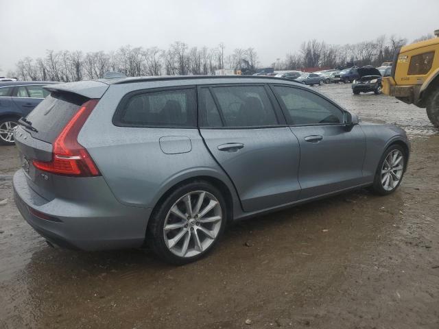 Vin: yv1102ek1l1388794, lot: 45245675, volvo v60 t5 momentum 20203