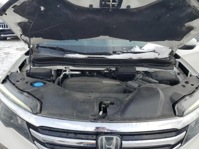 2018 HONDA PILOT TOUR - 5FNYF6H99JB028034