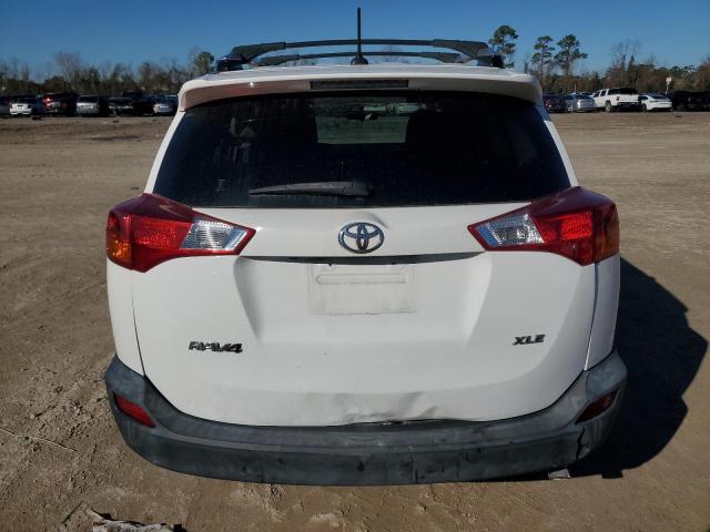 2015 TOYOTA RAV4 XLE JTMWFREV0FJ048652
