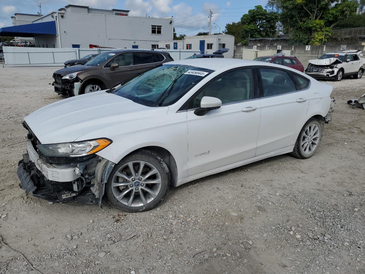 FORD FUSION SE HYBRID