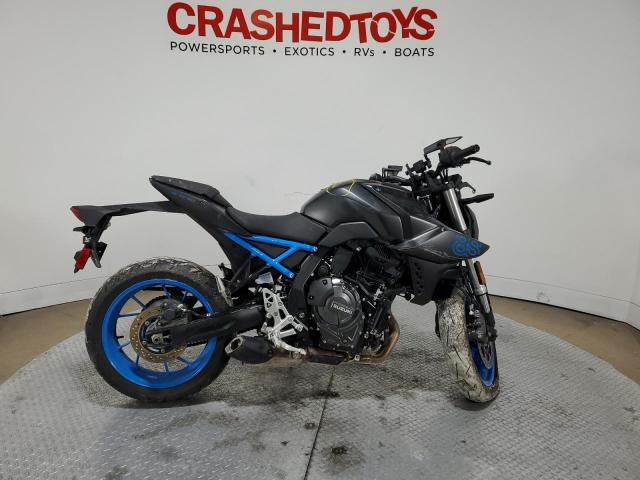 SUZUKI GSX800 R 2024 black  gas JS1EM11B5R7101565 photo #1