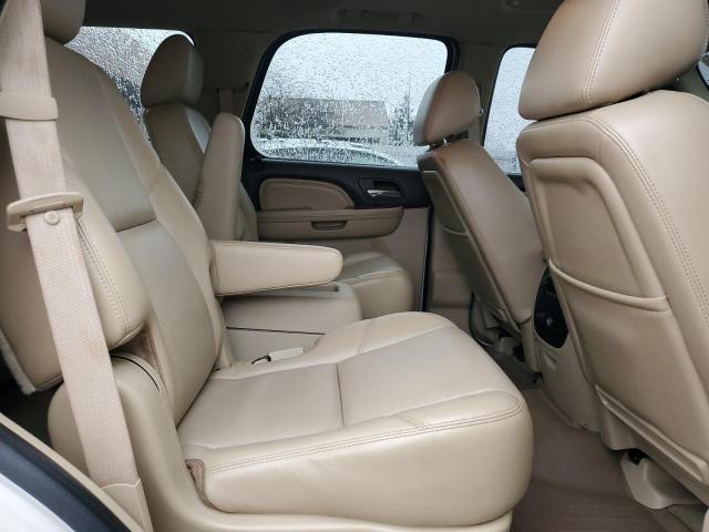 2011 GMC YUKON DENALI - 1GKS2EEF8BR246004