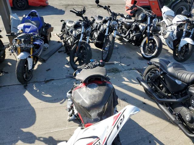 2015 YAMAHA YZFR1 C JYARN39Y5FA000061