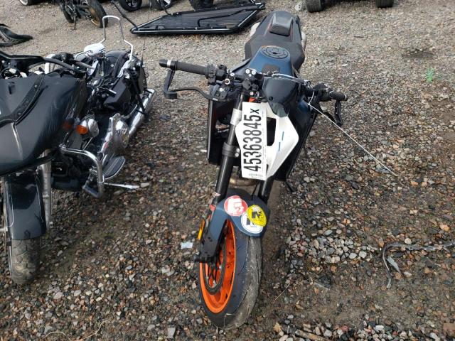 2023 KTM 890 DUKE R VBKTU9408PM849035