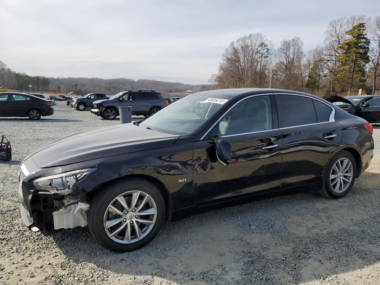 INFINITI Q50 PREMIUM