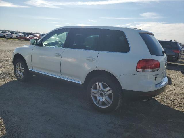 VOLKSWAGEN TOUAREG 4. 2004 white  gas WVGCM77L04D040938 photo #3