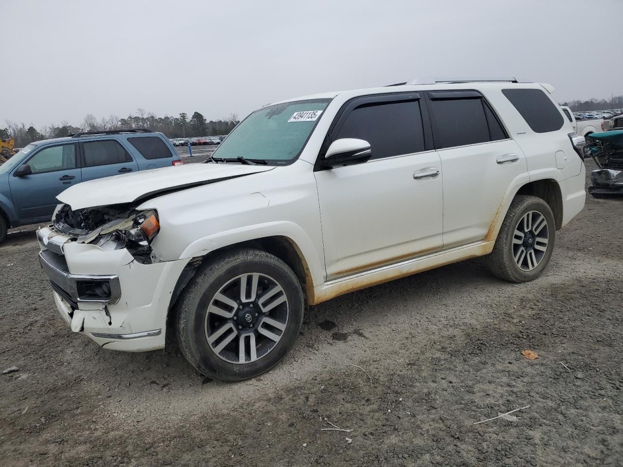 TOYOTA 4RUNNER SR5