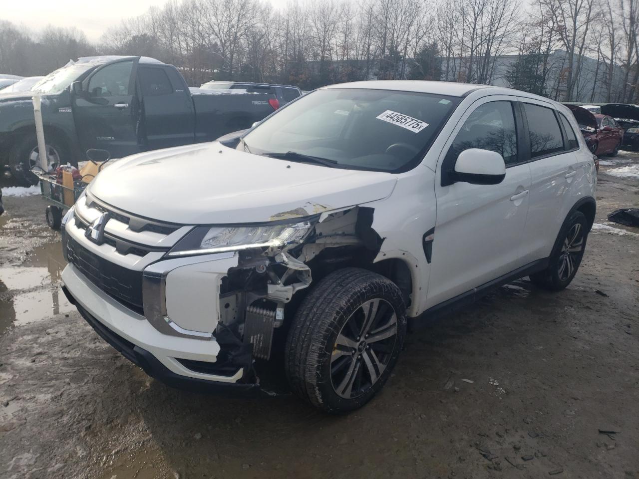 MITSUBISHI OUTLANDER ES