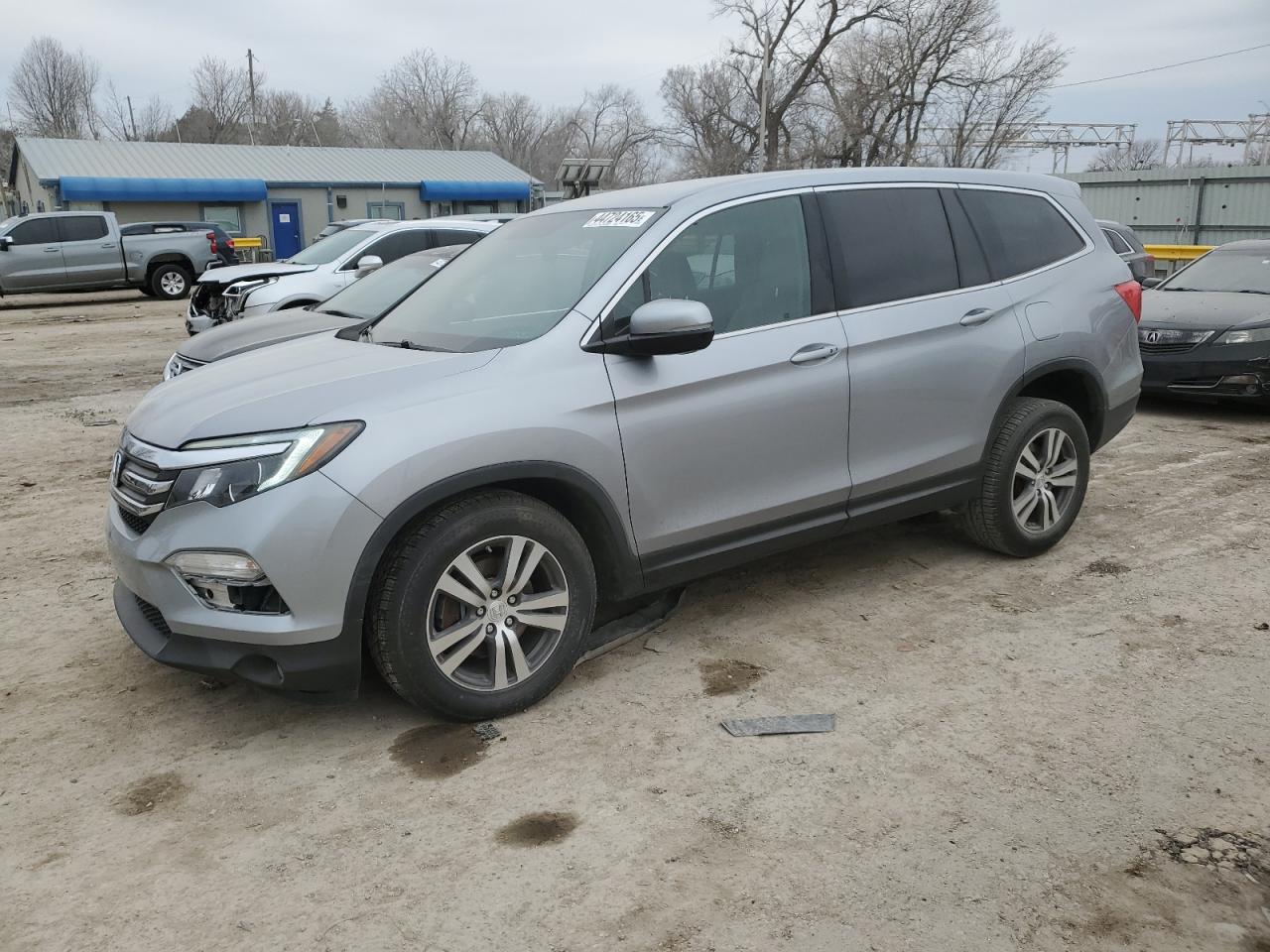 5FNYF6H3XHB064966 HONDA PILOT EX 2017