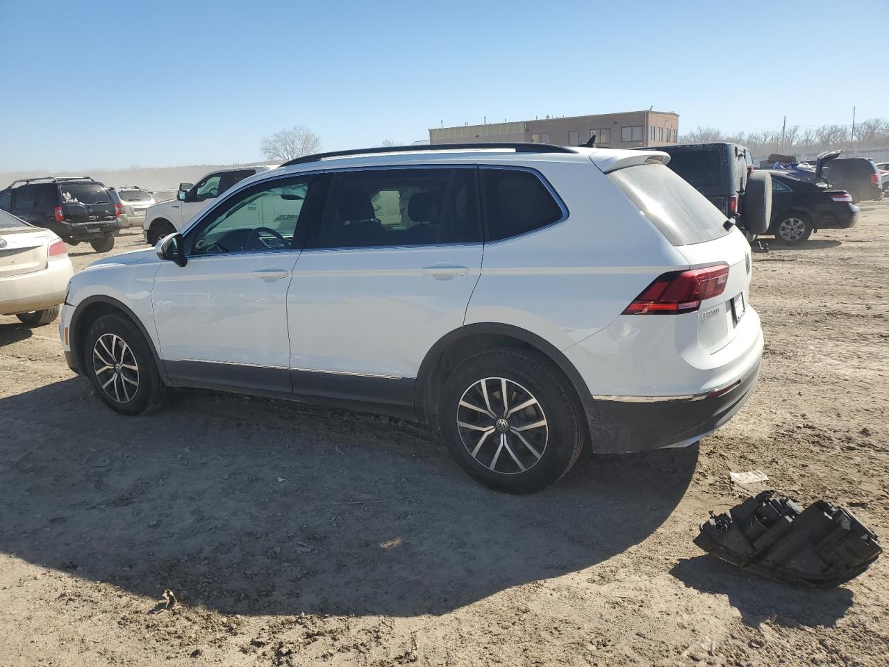 VOLKSWAGEN TIGUAN SE