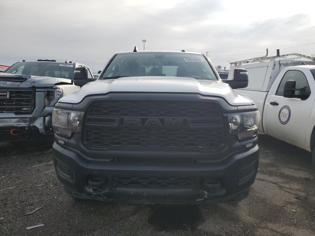 RAM 2500 TRADESMAN