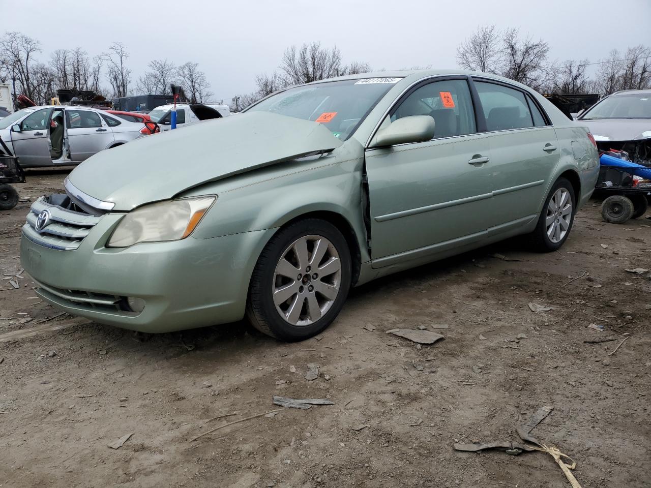 Lot #3310602281 2006 TOYOTA AVALON XL