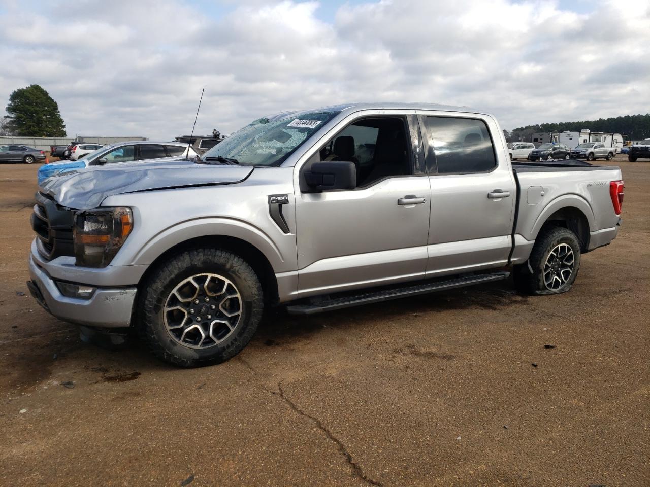 FORD F-150 SUPERCREW