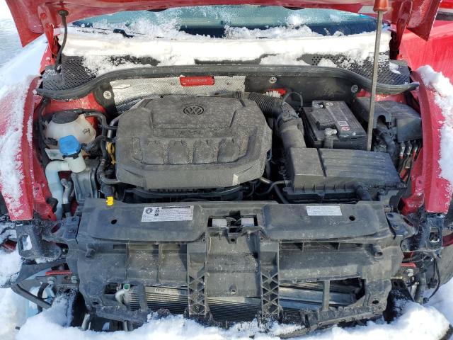 2018 VOLKSWAGEN BEETLE SE 3VWJD7AT0JM728178