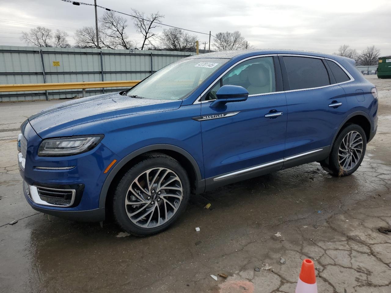 2LMPJ8K91LBL00994 LINCOLN NAUTILUS R 2020
