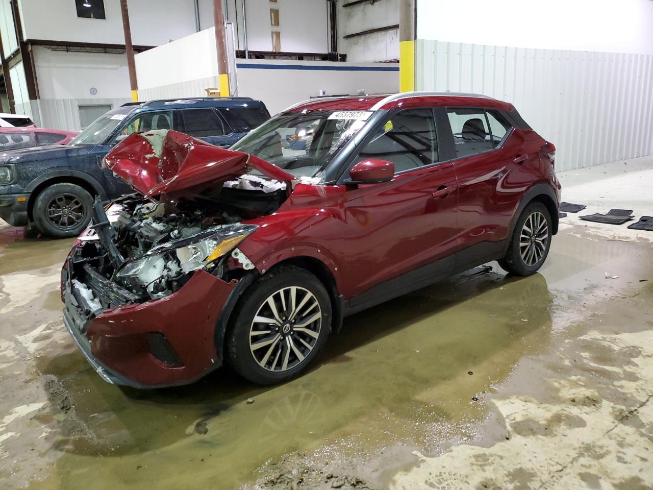 NISSAN KICKS SV