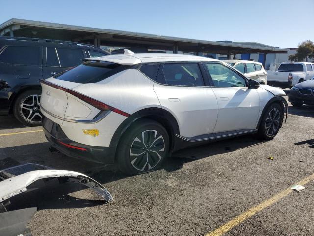 2022 KIA EV6 LIGHT - KNDC3DLC3N5052945