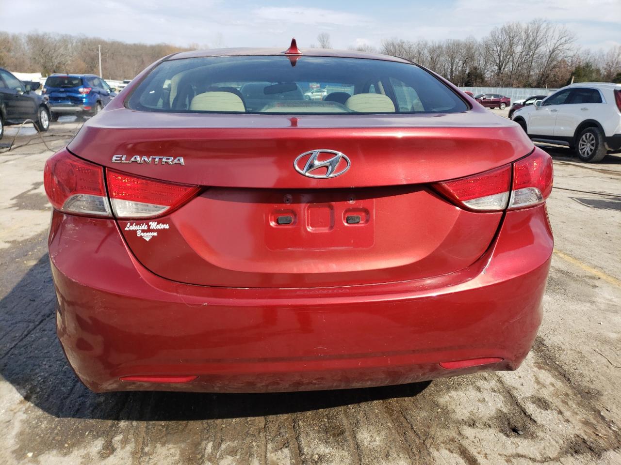 Hyundai Elantra gl 2013