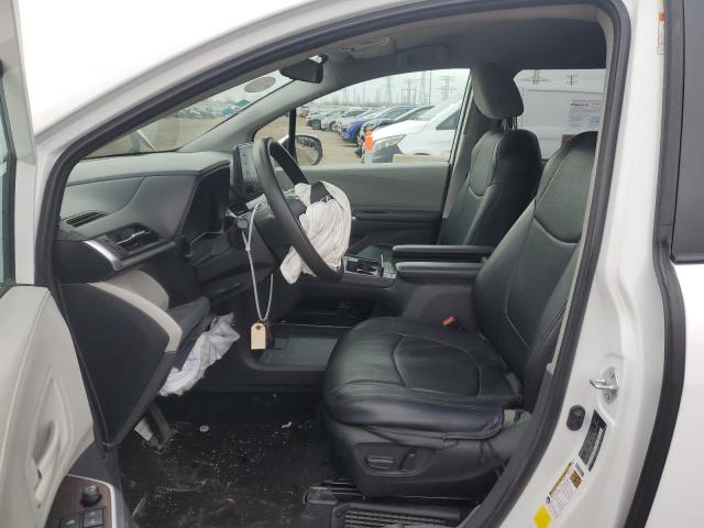 2022 TOYOTA SIENNA LE - 5TDKRKEC5NS075469