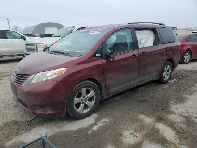 TOYOTA SIENNA LE