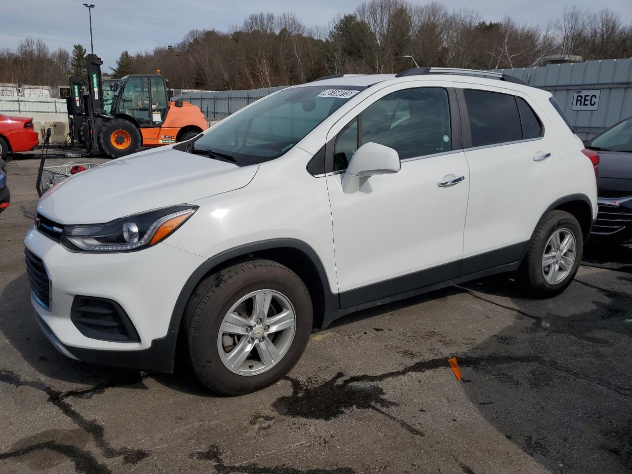 KL7CJPSB8KB898577 CHEVROLET TRAX 1LT 2019
