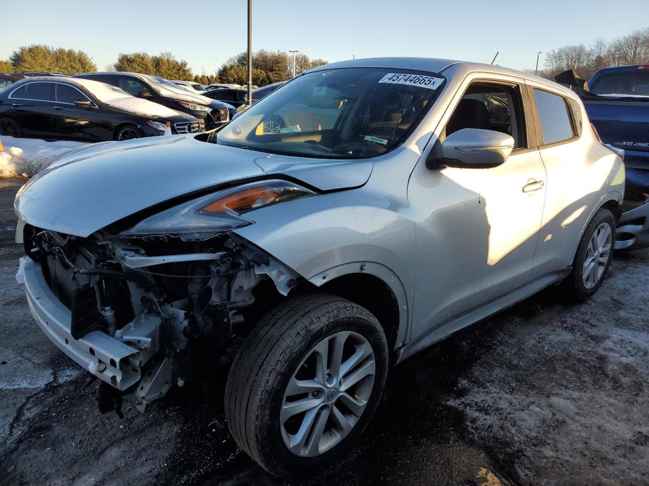 NISSAN JUKE S